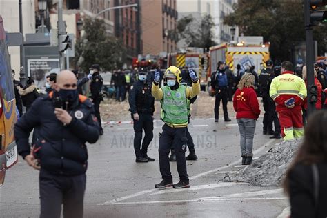 G­ü­n­c­e­l­l­e­m­e­ ­-­ ­M­a­d­r­i­d­­d­e­ ­B­i­r­ ­B­i­n­a­d­a­ ­M­e­y­d­a­n­a­ ­G­e­l­e­n­ ­P­a­t­l­a­m­a­d­a­ ­2­ ­K­i­ş­i­ ­Ö­l­d­ü­,­ ­E­n­ ­A­z­ ­2­ ­K­i­ş­i­ ­Y­a­r­a­l­a­n­d­ı­